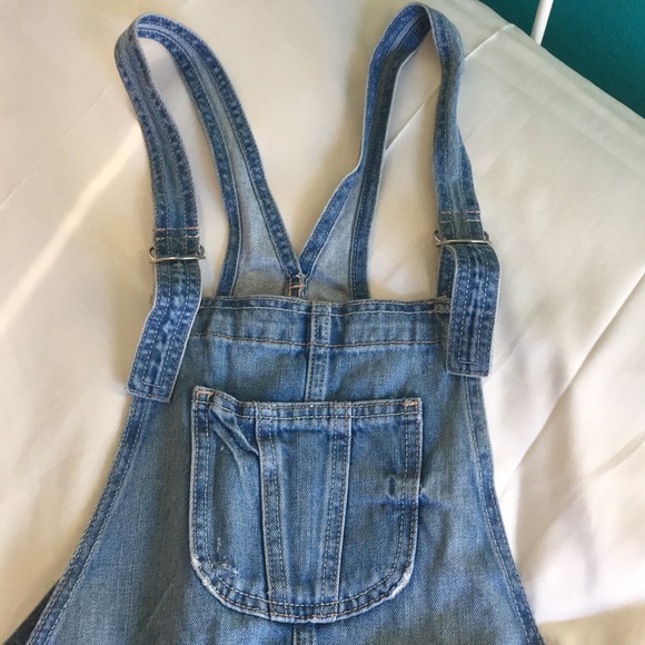 Overall shorts - Picture 3 of 5